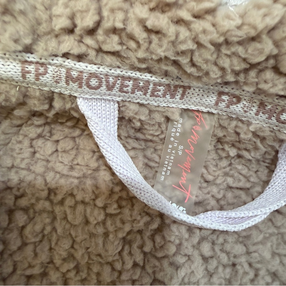 FP MOVEMENT MOUNTAIN HIGH 1/2 ZIP - Picture 2 of 5